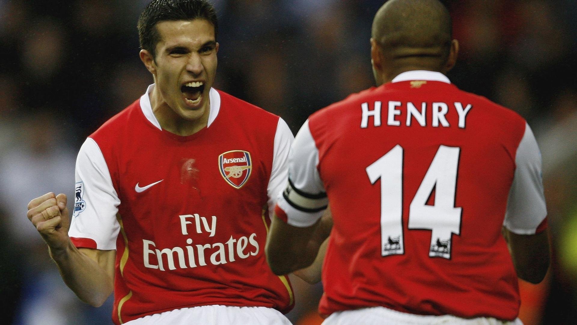 “未来赛车：自主驾驶引领速度新革命”，未来概念赛车